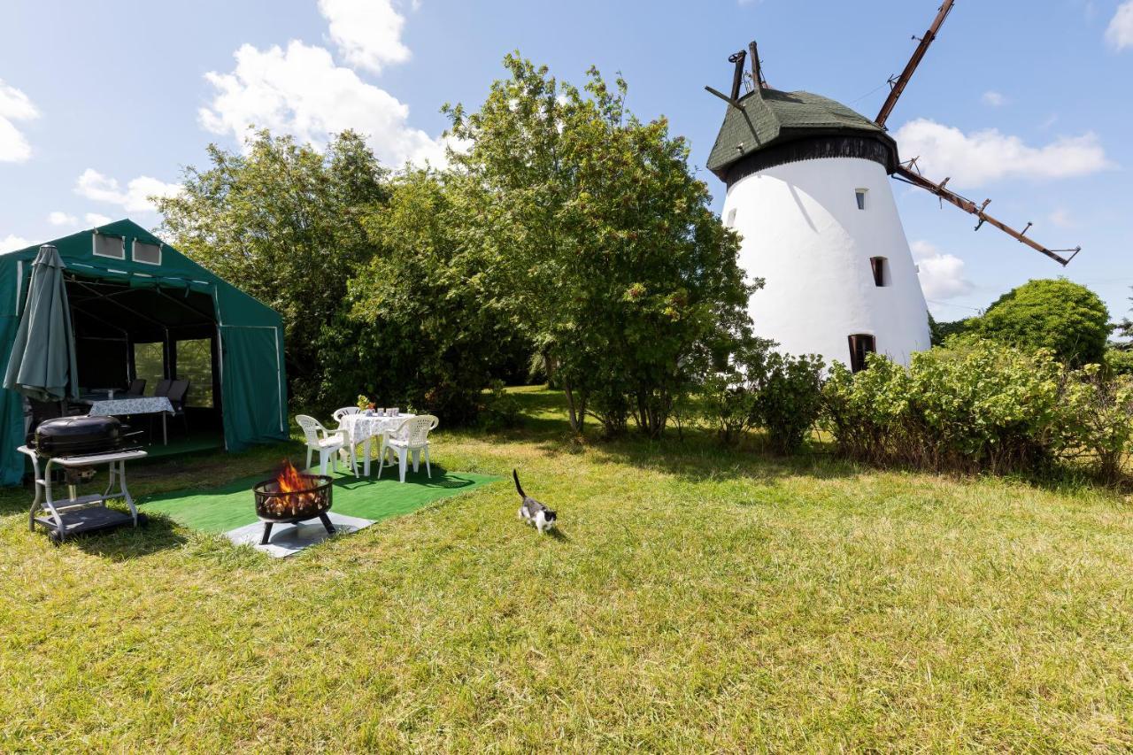 Windmill Vacation Home In Ledzin Near Baltic Sea Niechorze Bagian luar foto