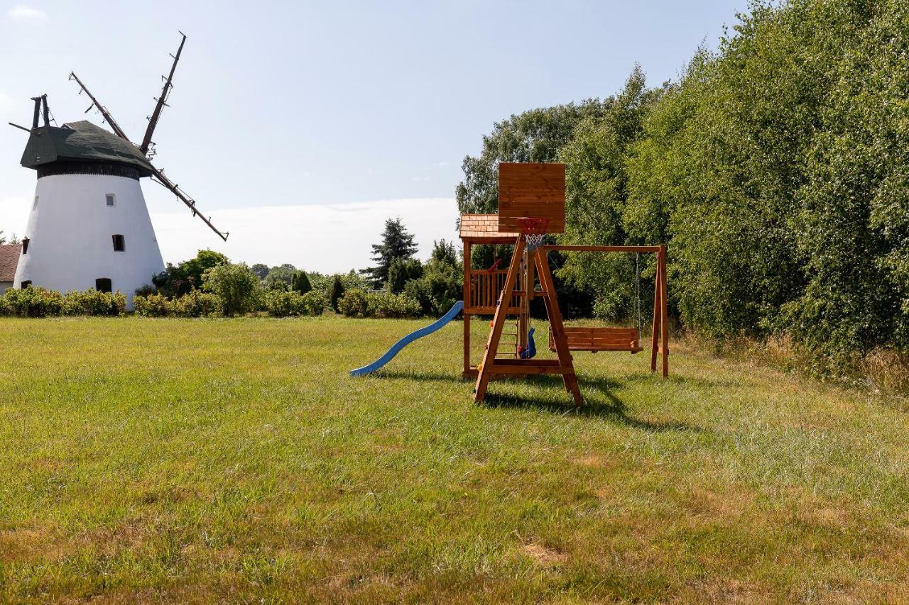 Windmill Vacation Home In Ledzin Near Baltic Sea Niechorze Bagian luar foto